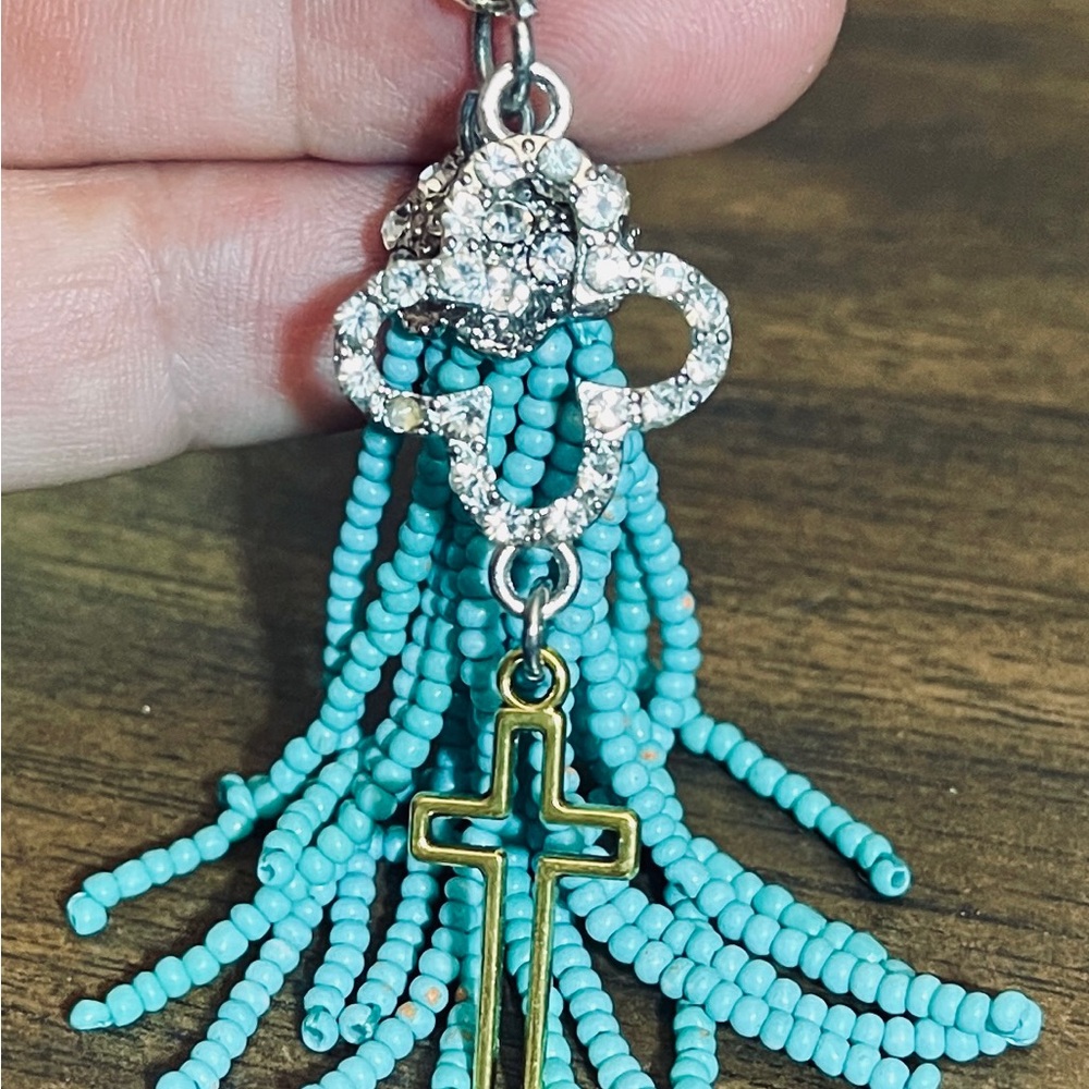 Elegant Turquoise Beaded Key Holder with Cross Charm